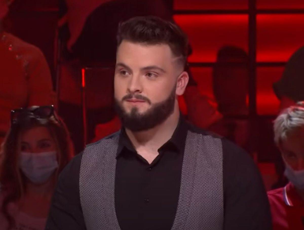  Finalista "Zvezda Granda" snimio pjesmu koja slavi pokolj Srba, pa se izvinio... 