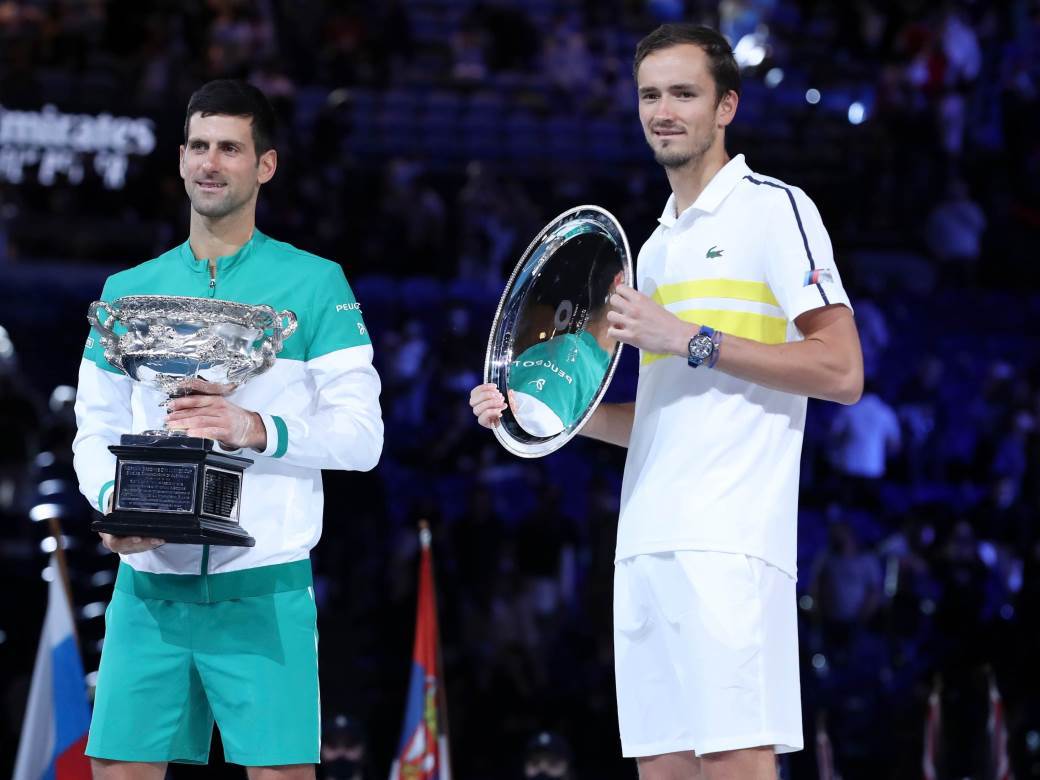  Danil-Medvedev-rekao-da-je-fantasticno-ako-pobedi-Novaka-Djokovica-na-Olimpijskim-igrama. 