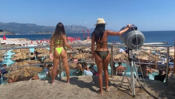  Plaža "Ploče" - tradicija sjajnog provoda se nastavlja (VIDEO) 