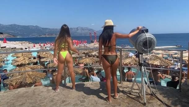  Plaža "Ploče" - tradicija sjajnog provoda se nastavlja (VIDEO) 