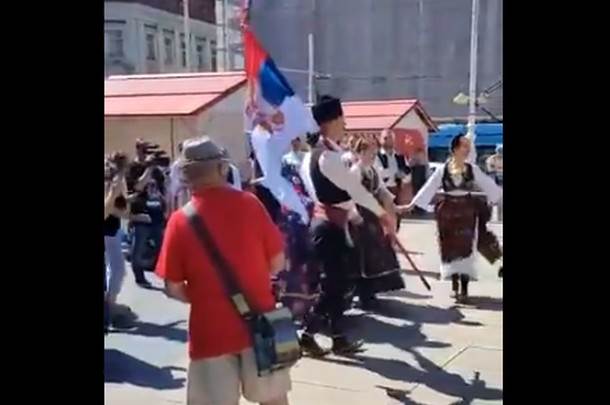  Užičko kolo i srpske zastave u centru Zagreba!  (VIDEO) 