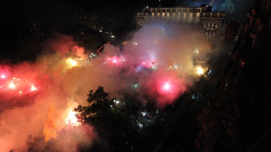  Tradicija se nastavlja: Svi na balkon! 