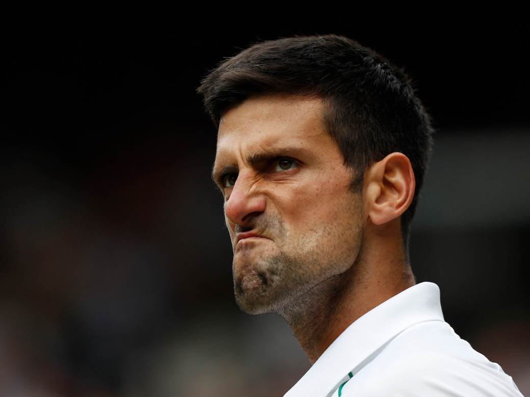  ĐOKOVIĆ NAJVEĆI IKAD, FEDERER VIŠE NIKAD! Novak osvojio Vimbldon, uzeo VEČNI tron i poslao Švajcarca u istoriju! 