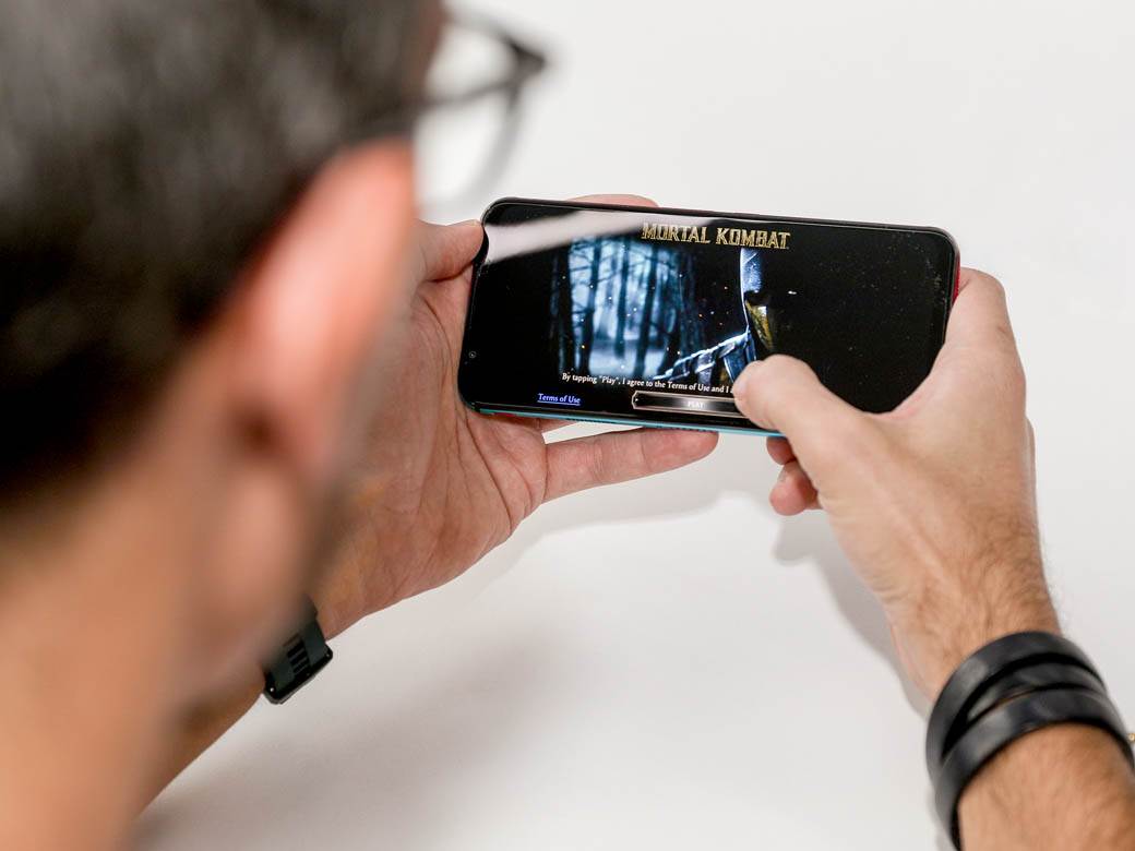  Čekanju je došao kraj: Android 12 dobija tehnologiju koja vas odmah "baca u vatru" 