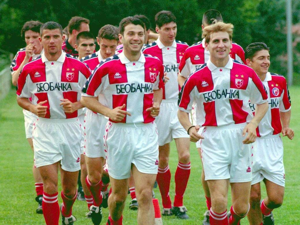  Novi dres Zvezde biće retro - kao 1997/98: Široke pruge i teget detalji, Delije su ga obožavale! (FOTO) 