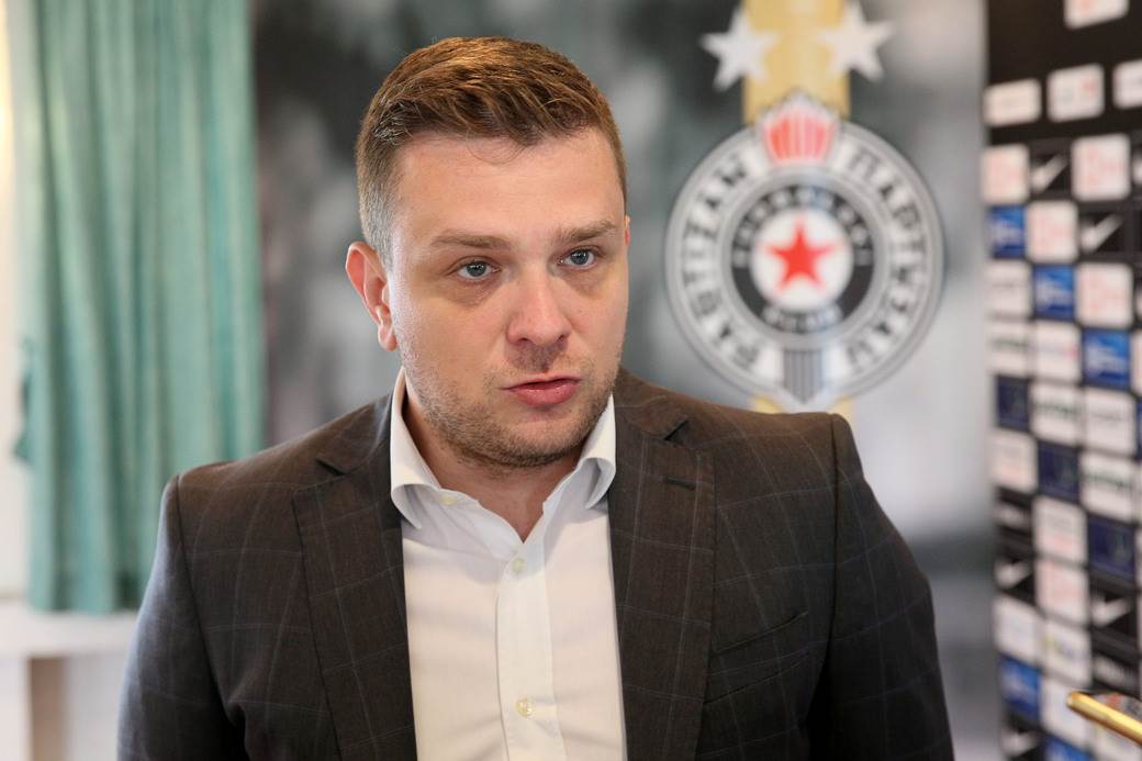  vazura o zabrani za igrače partizana  