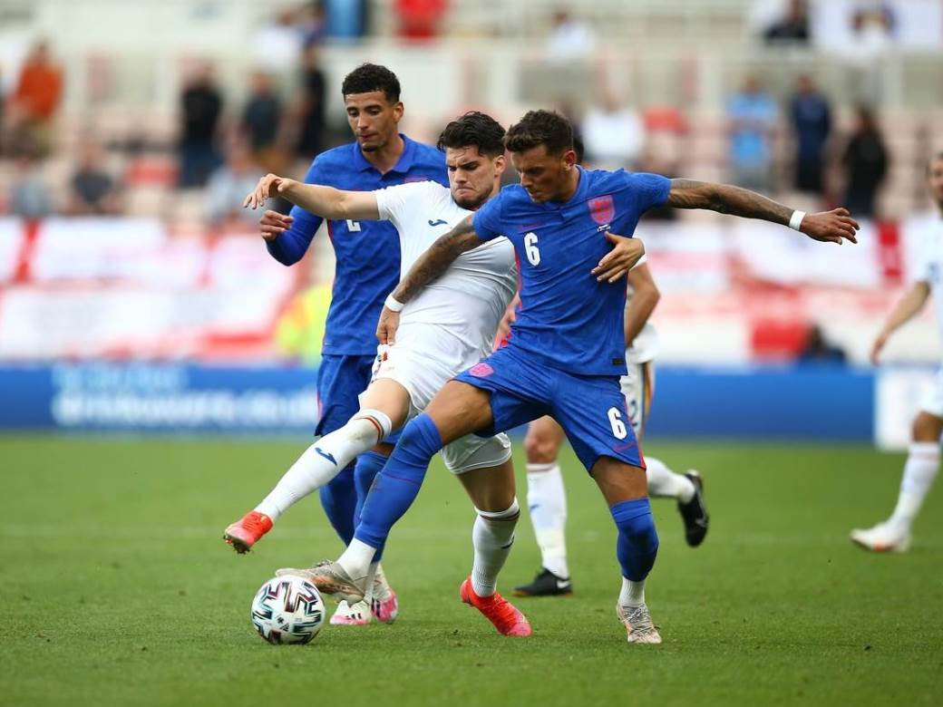  Štoper Arsenala Ben Vajt napustio reprezentaciju Engleske 