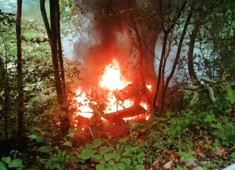  Zapalio se auto u kanjonu rijeke Une 