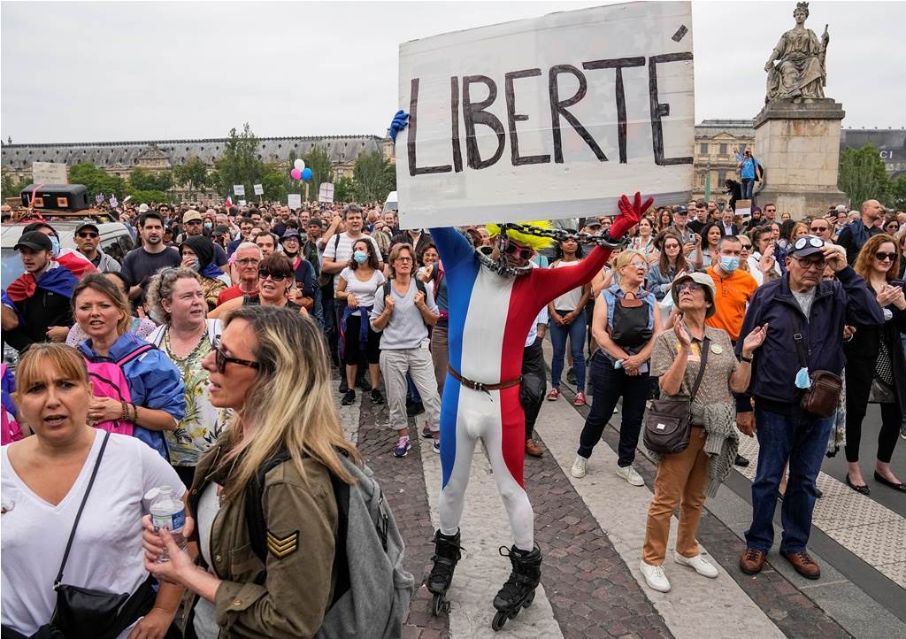  Protest u Francuskoj zbog kovid mjera 
