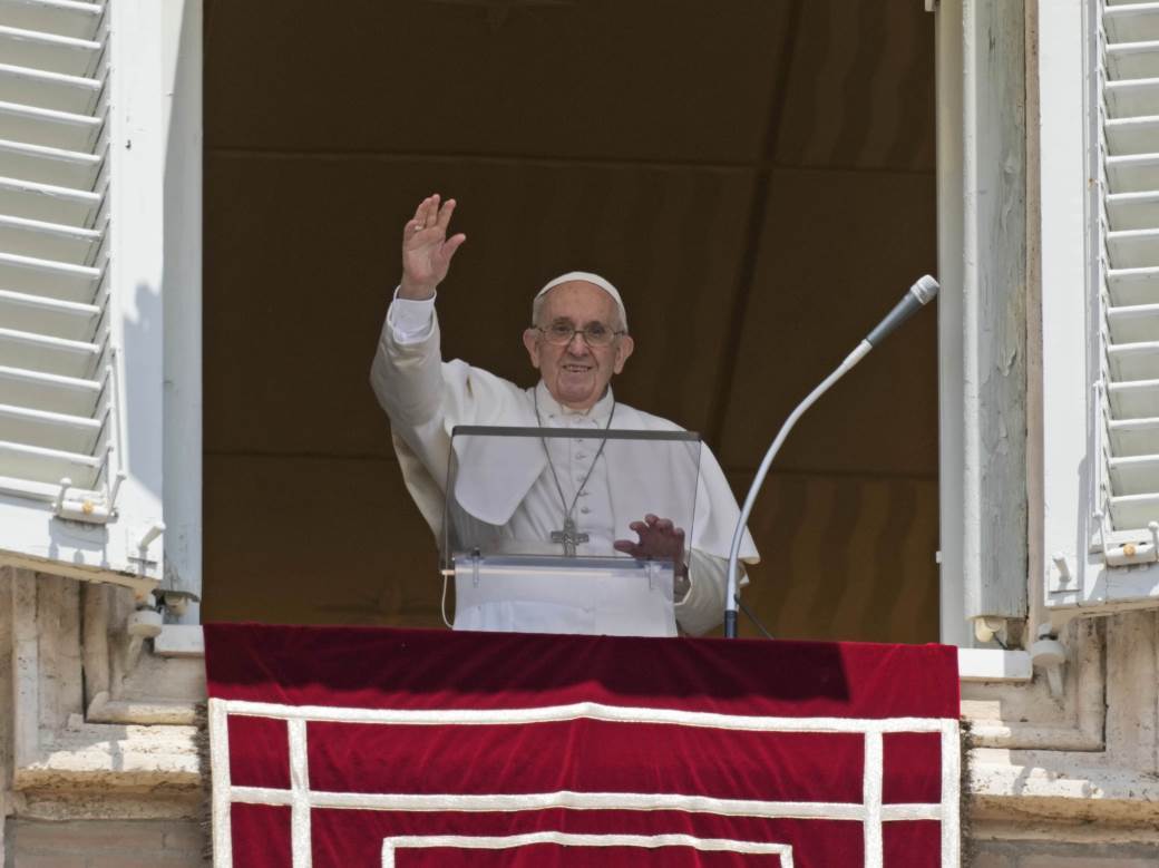  Papa Franjo nakon izlaska iz bolnice savjetuje: Odmarajte i izbjegavajte stres 