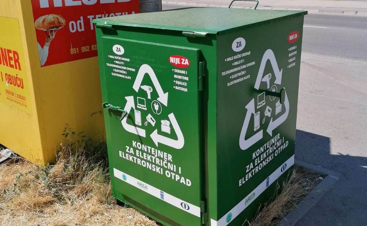  Elektronski otpad u Banjaluci kontejner Lauš 