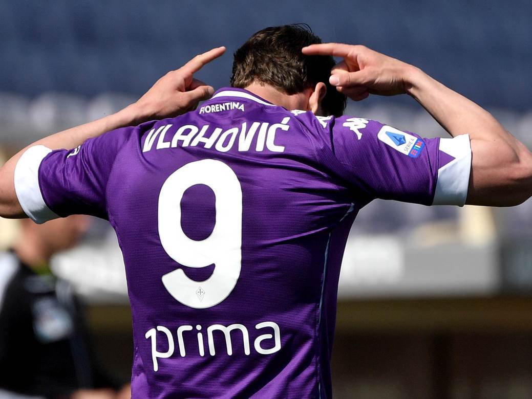  dušan vlahović novi ugovor fiorentina 