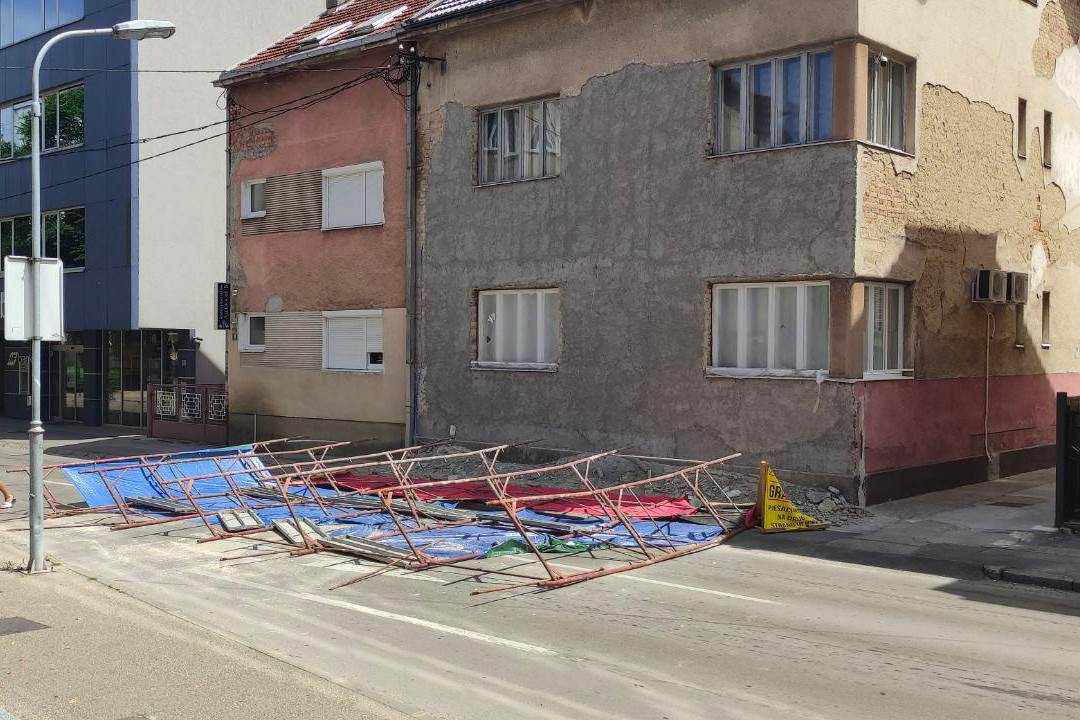  Jak vjetar u Banjaluci 