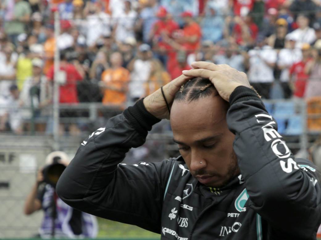  velika greška luisa hamiltona na trci u mađarskoj 