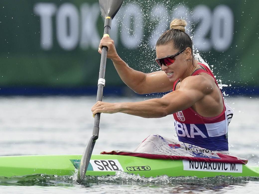  milica novakovi' u finalu kajak olimpijske igre 