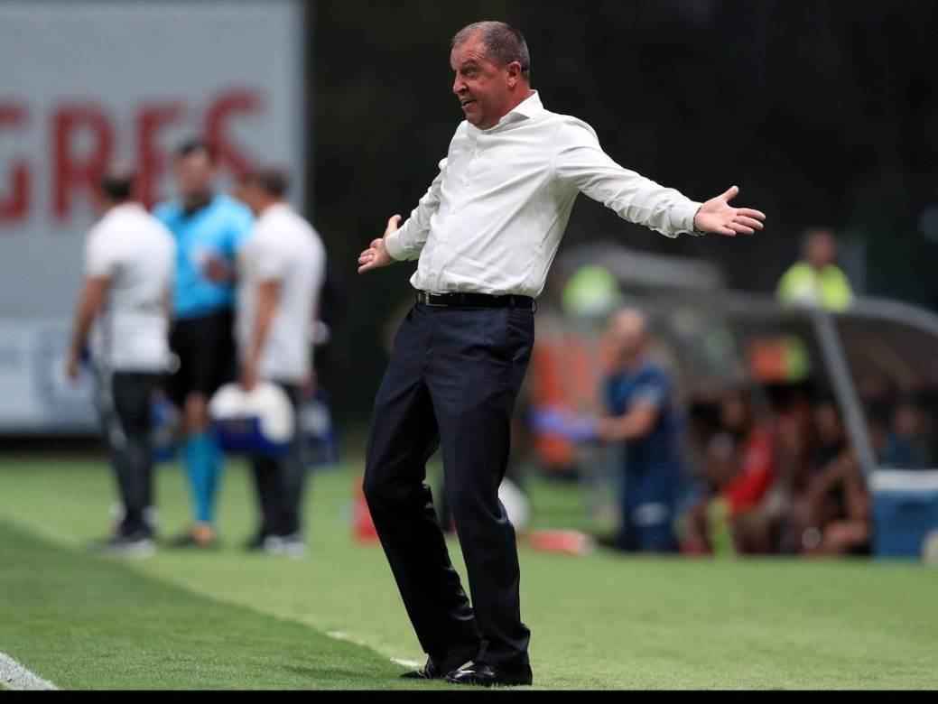  Trener-Serifa-zapretio-Crvenoj-zvezdi-i-Dejanu-Stankovicu 