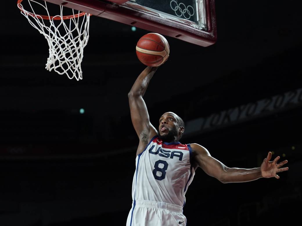  Krisu-Midltonu-se-porodila-zena-i-on-igra-na-Olimpijskim-igrama 