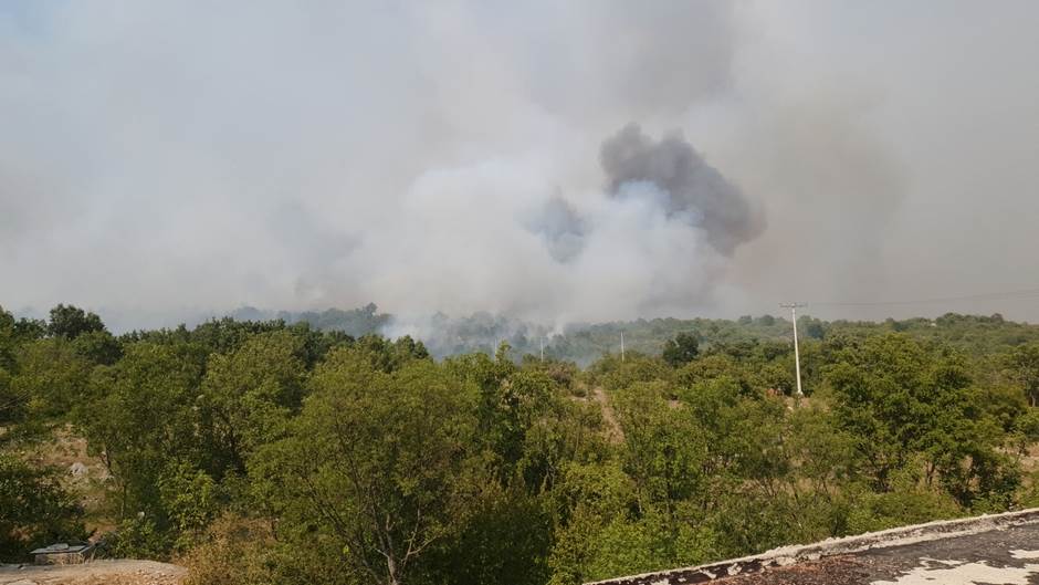  U Ljubinju aktivna tri požara 