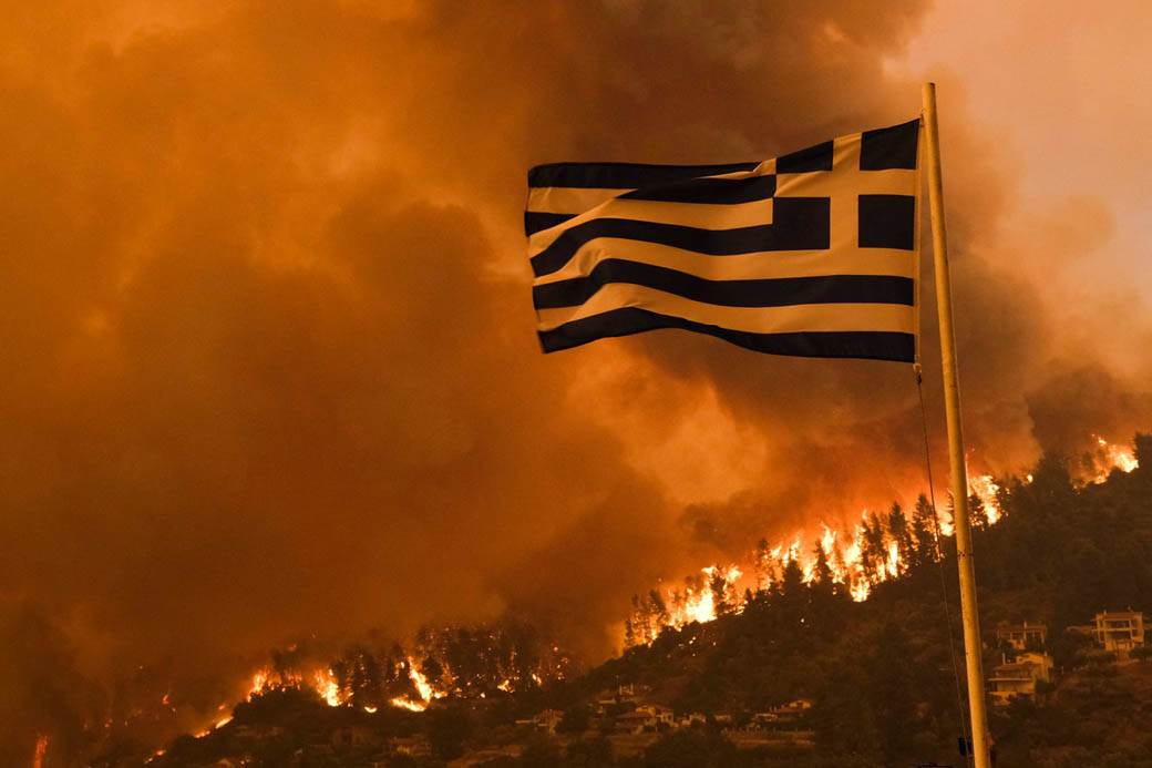  Ogroman požar na drugom najvećem ostrvu u Grčkoj 