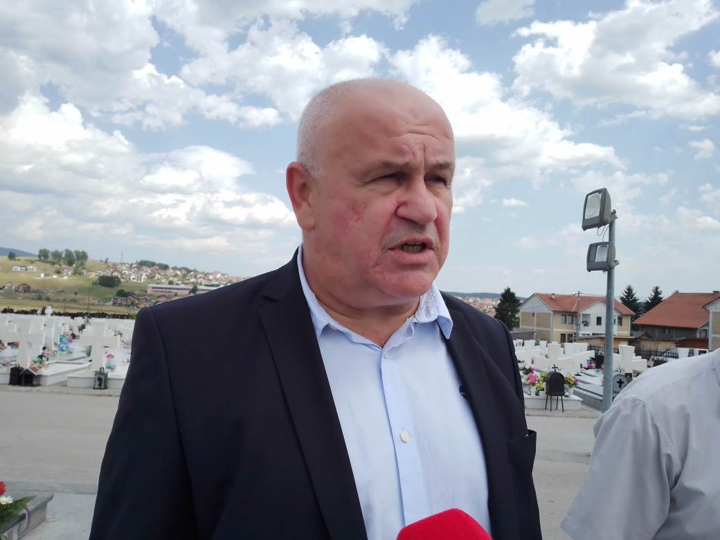  Reagovanje Vlade RS: Postupak protiv srpskih oficira OS BiH je licemjeran 