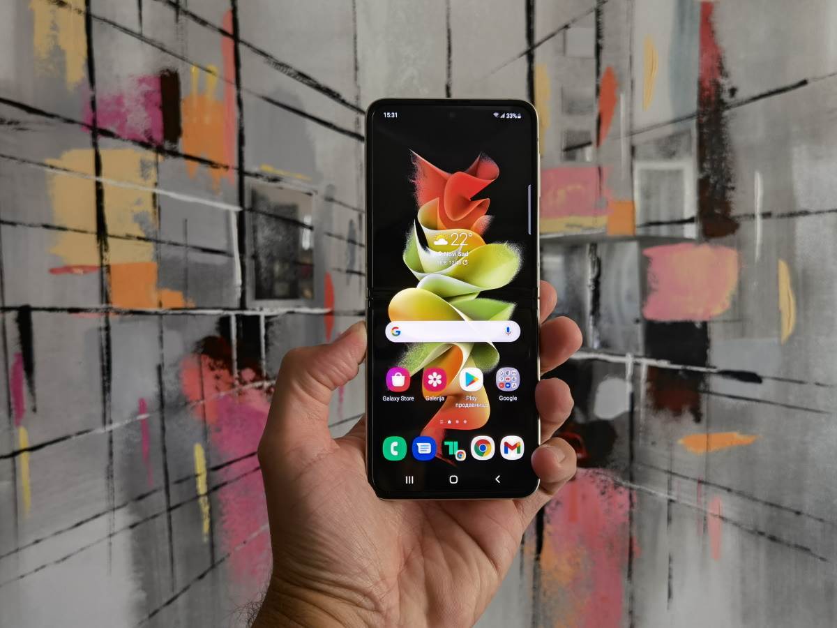  Tržište pametnih telefona palo 11,1% tokom 2021. 