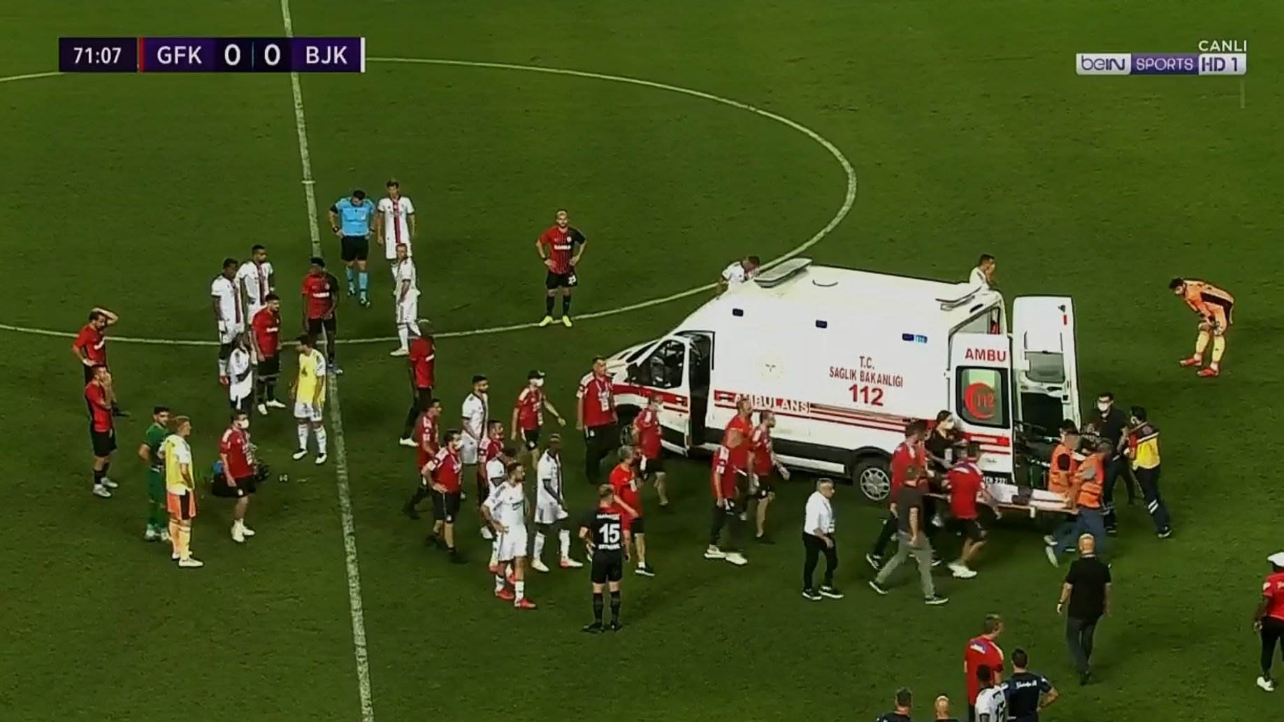  fudbaler bešiktaša onesvijestio se na utakmici 