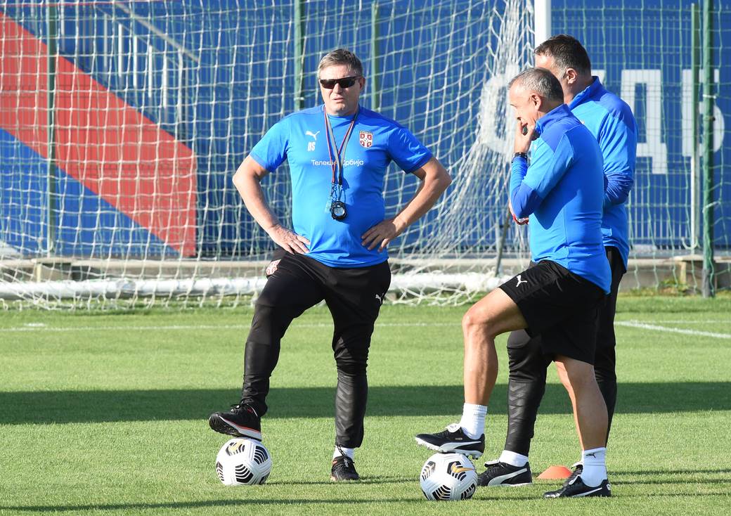  Dragan-Stojkovic-Piksi-okupio-reprezentaciju-pred-septembarske-meceve 