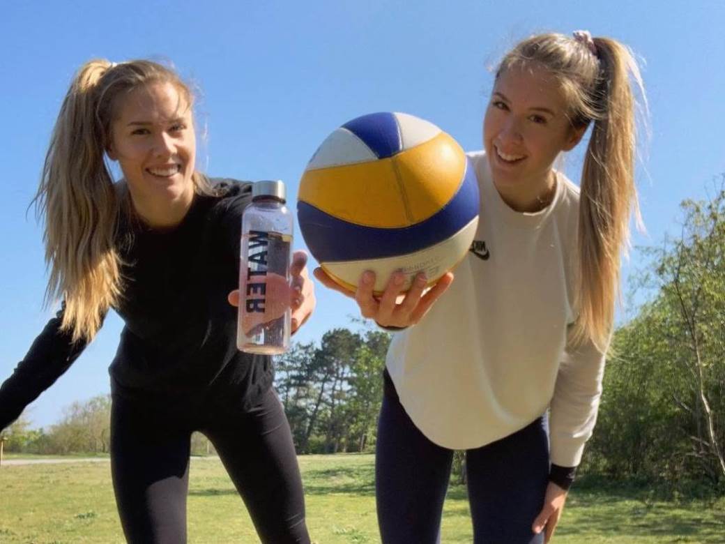  Odbojkasice-Rebeka-i-Aleksandra-Lazic-imaju-srpskog-poreklo-i-igraju-za-Svedsku 