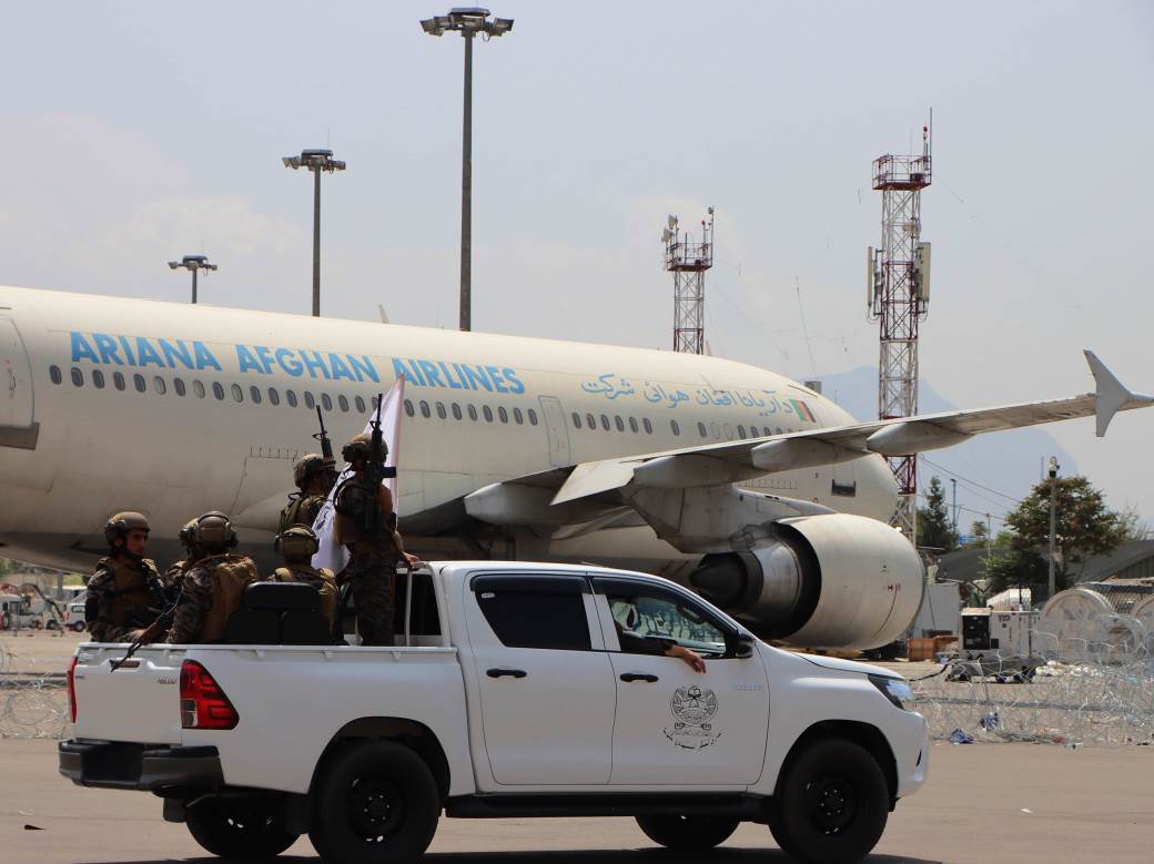  Posljednji let iz Kabula , ili kraj najdužeg rata u istoriji Amerike 