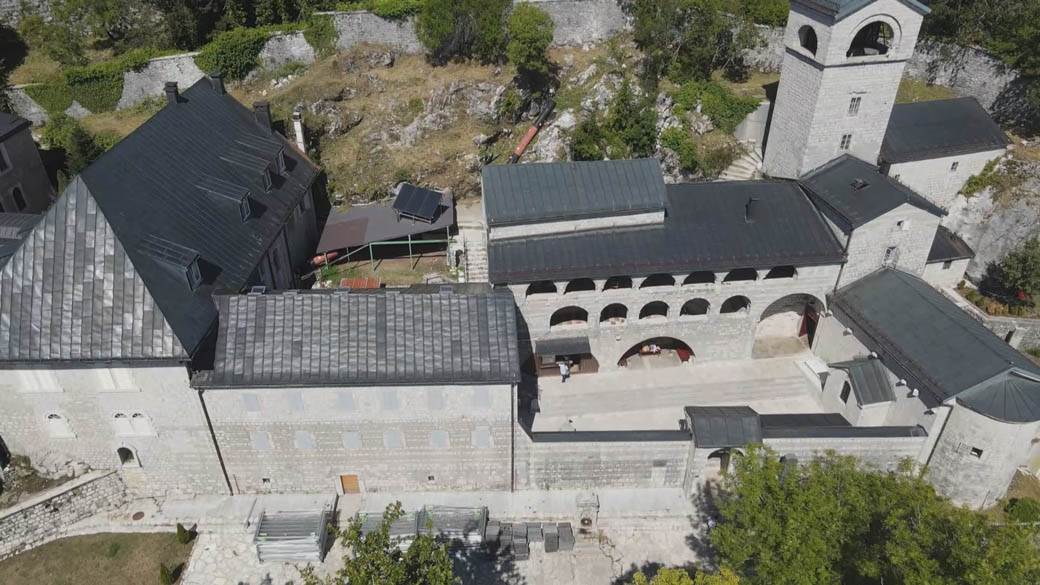  Manastir na Cetinju čuva mošti velikog sveca 