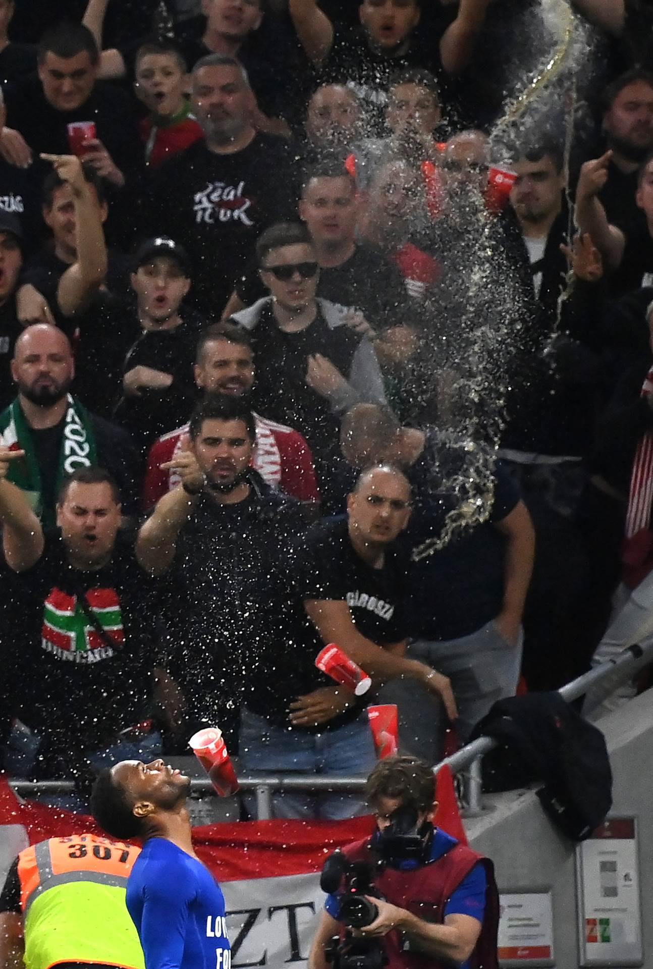  mađarska engleska navijači rasizam 