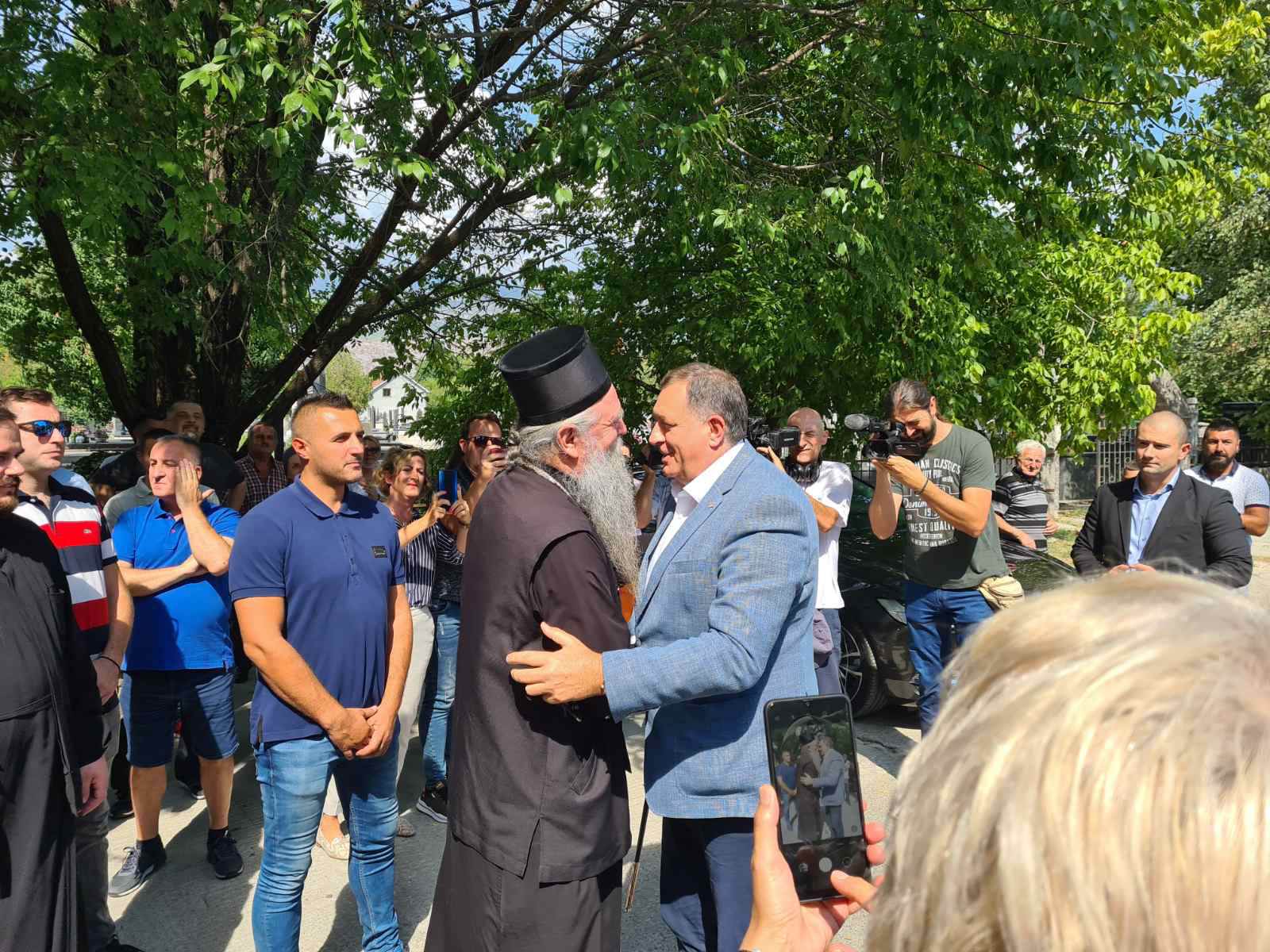  Dodik se sastao sa Joanikijem u Crnoj Gori: "Bio sam pozvan i na ustoličenje" 