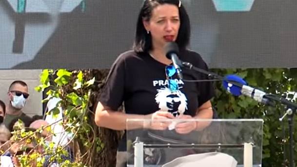  "Svi su oni isti Dodik, uvezani su i čuvaju jedan drugog..." 