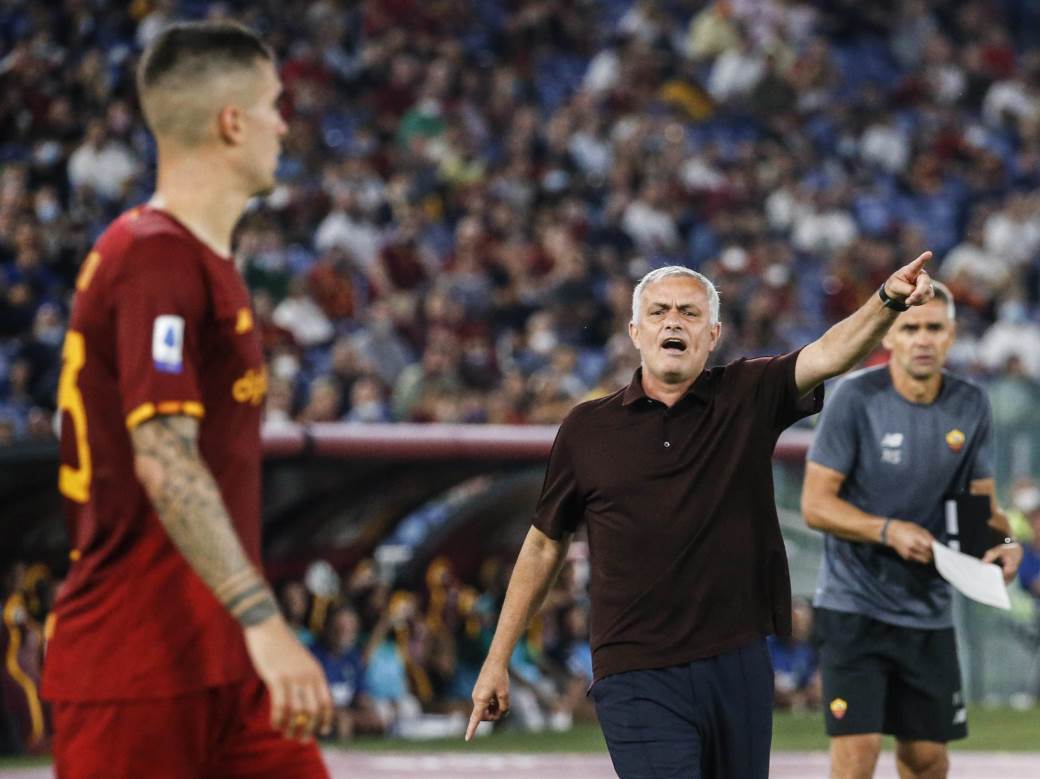  žoze murinjo 1000. meč u trenerskoj karijeri roma - sasuolo 2:1 
