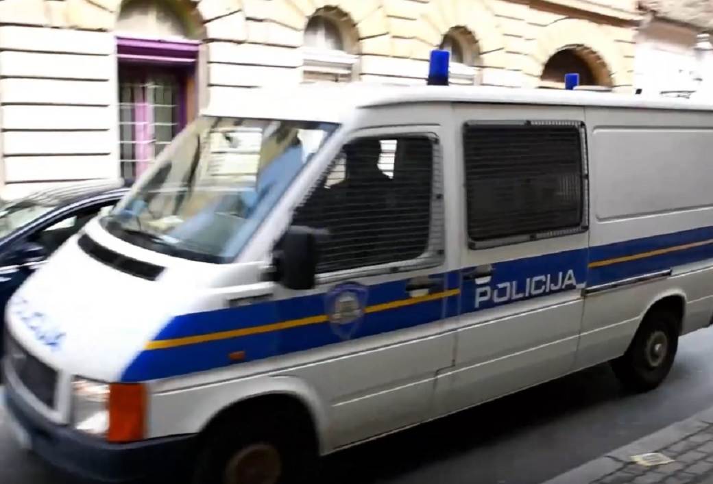  Policajci osumnjičeni za silovanje žene u Hrvatskoj 