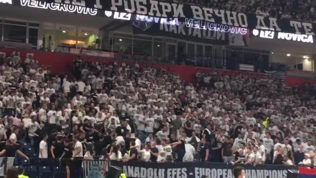  Tuca-grobara-na-oprostaju-Novice-Velickovica-Partizan-Efes 