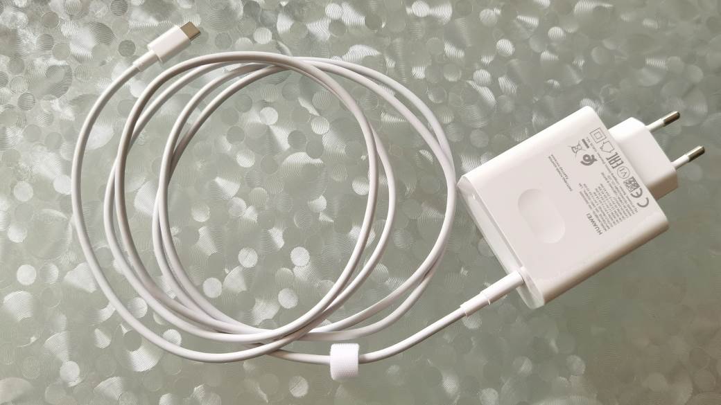  Univerzalni punjač usb c 