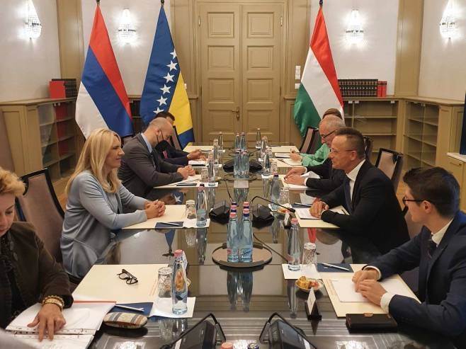  Predsjednica Republike Srpske u zvaničnoj posjeti Mađarskoj 
