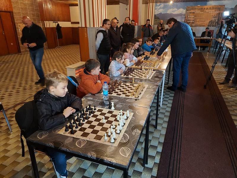  U Ljubiji odigrana simultanka u znak sjećanja na Bobija Fišera 