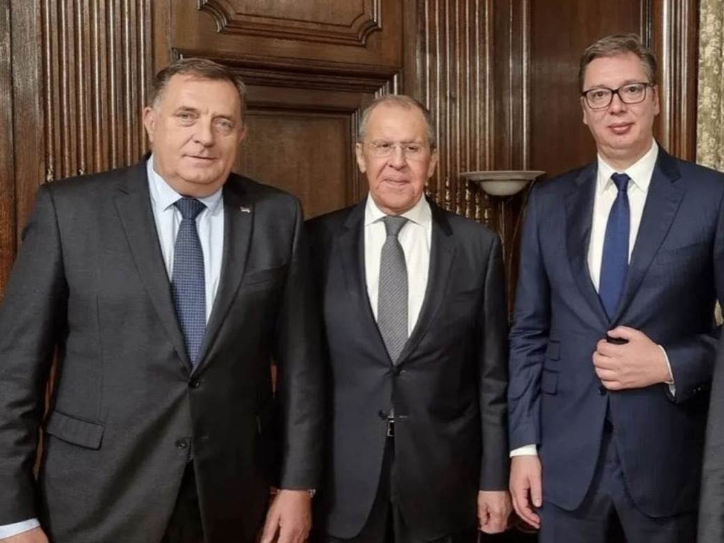  Dodik na radnoj večeri sa Vučićem i Lavrovom 