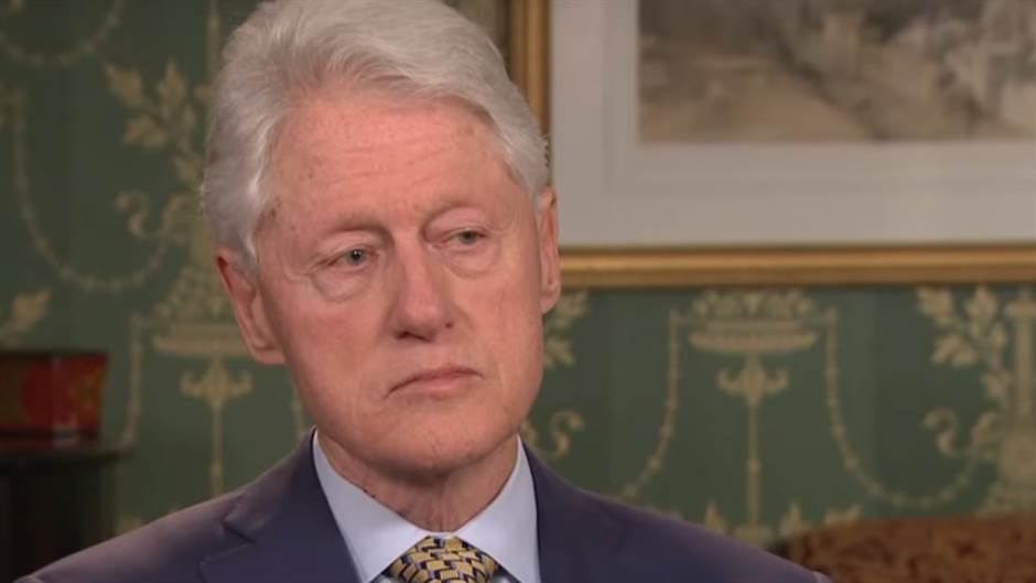  Bil Klinton u bolnici 