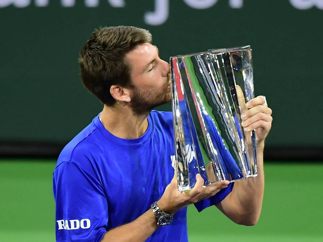  tenis kameron nori pred finale ostao bez patika  