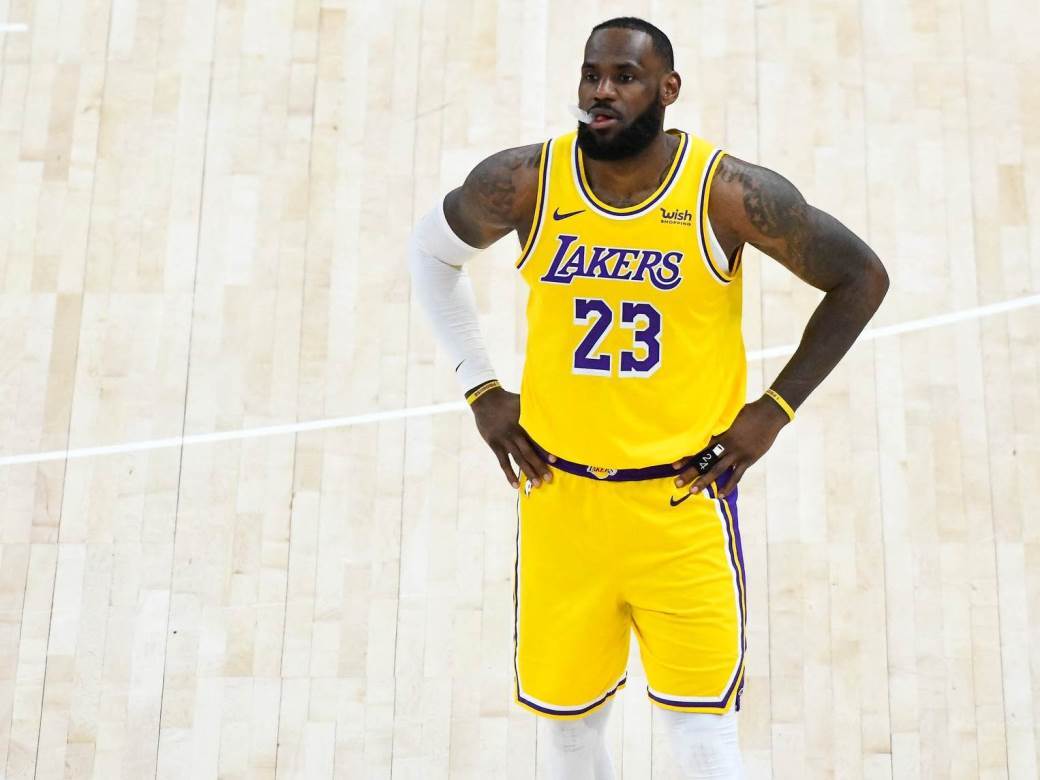  lebron džejms upisao 100. tripl-dabl u karijeri 