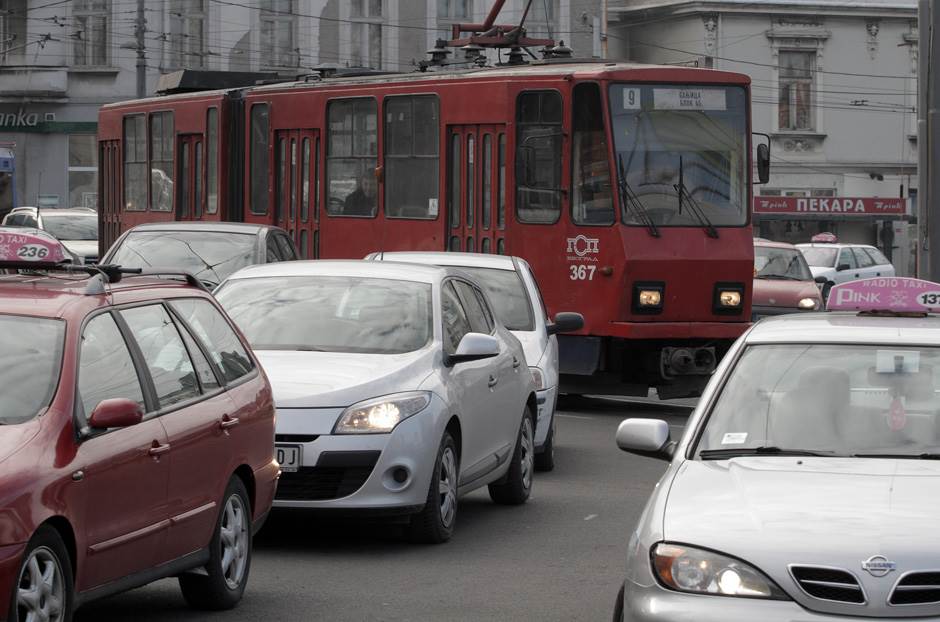  Kolaps u Beogradu, saobraćajaci štrajkuju 