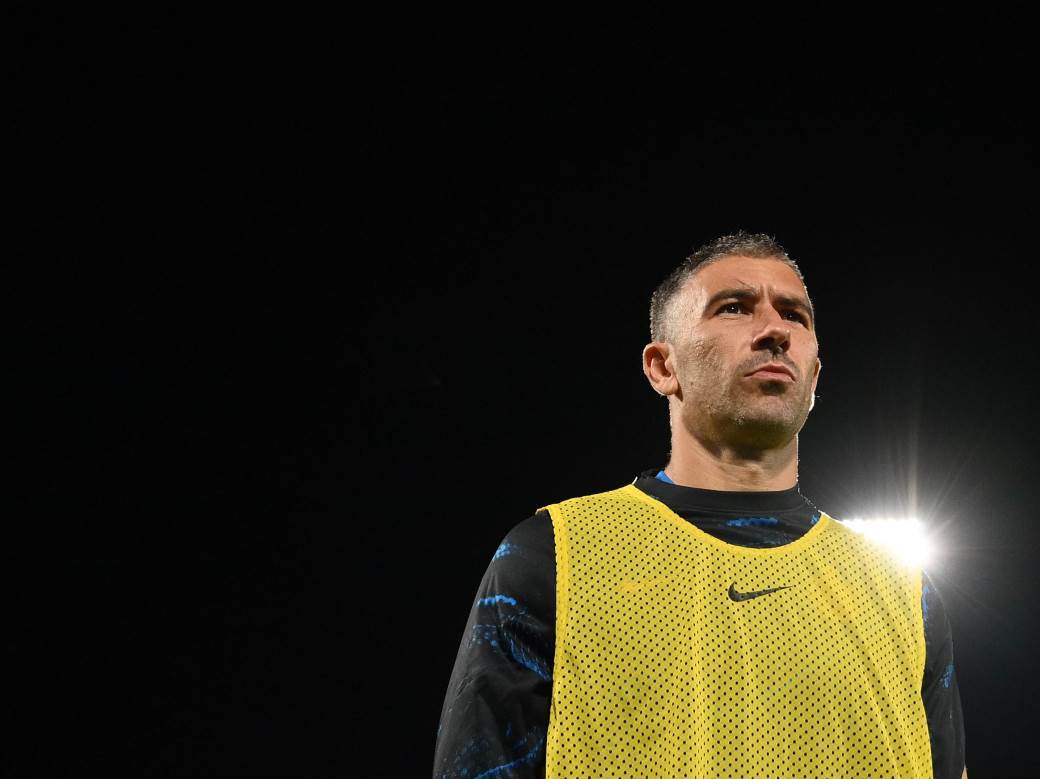  Aleksandar Kolarov završava karijeru 
