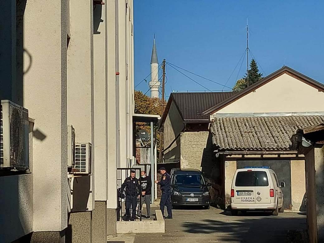  Ženu polio benzinom i zapalio: Branislavu Stanivukoviću 30 godina zatvora! 