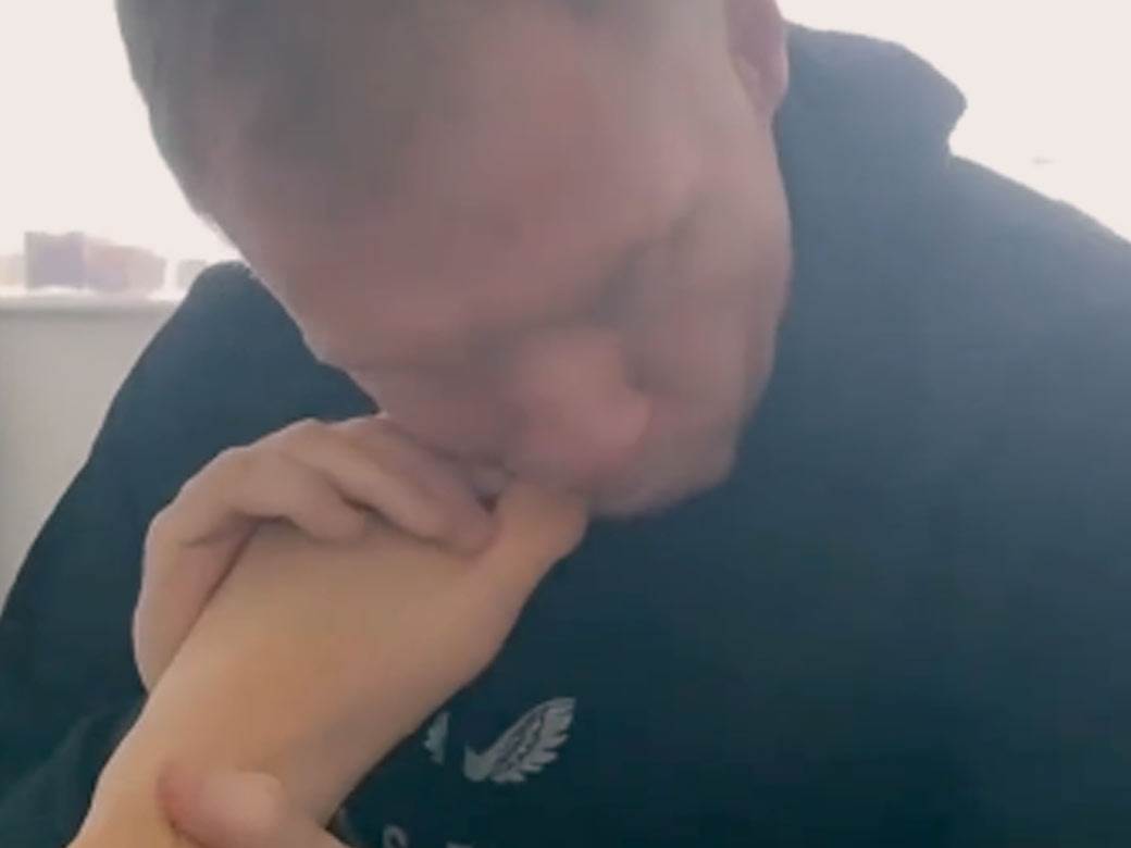  pol skols i ćerka noge 