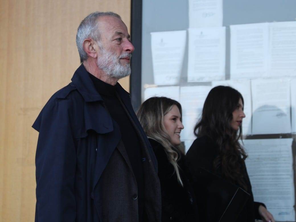  Mika Aleksić prvi put pred sudom: Došao sa nanogicom, izjasniće se o krivici (FOTO, VIDEO) 