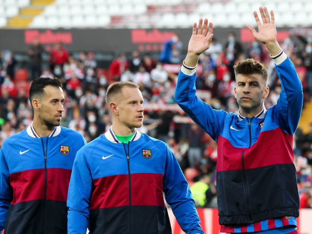  Barselona-tera-tri-svete-krave-Busketsa-Albu-i-Pikea 