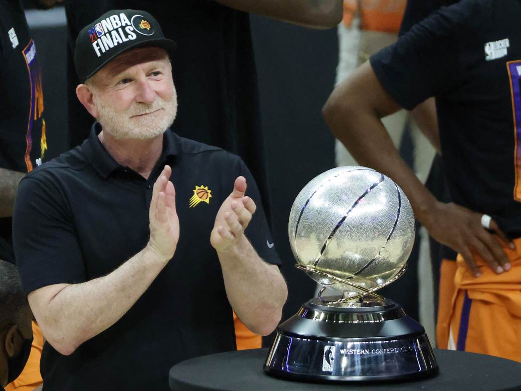  robert sarver prodaje finiks  